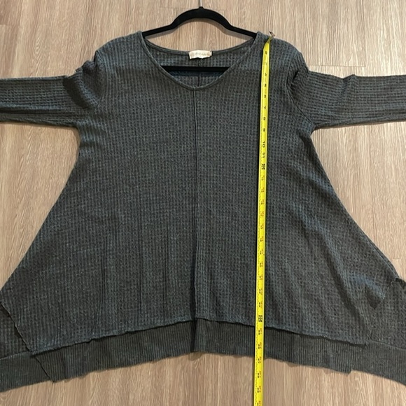 Altar’d State Women’s Waffle Knit T-Shirt Medium Grey Oversized Lagenlook Cotton - Picture 11 of 12